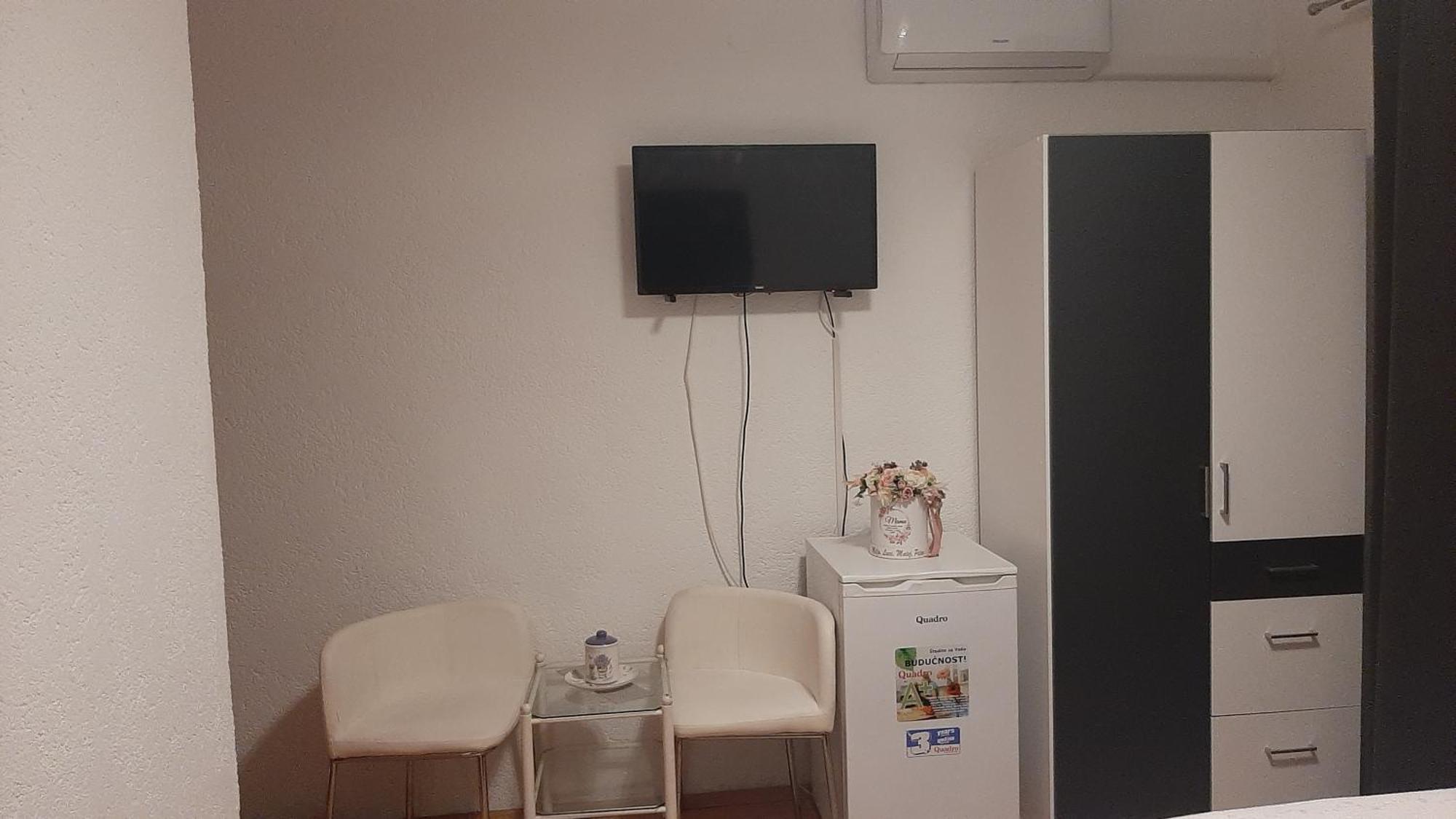 Apartment Matej Сень Экстерьер фото